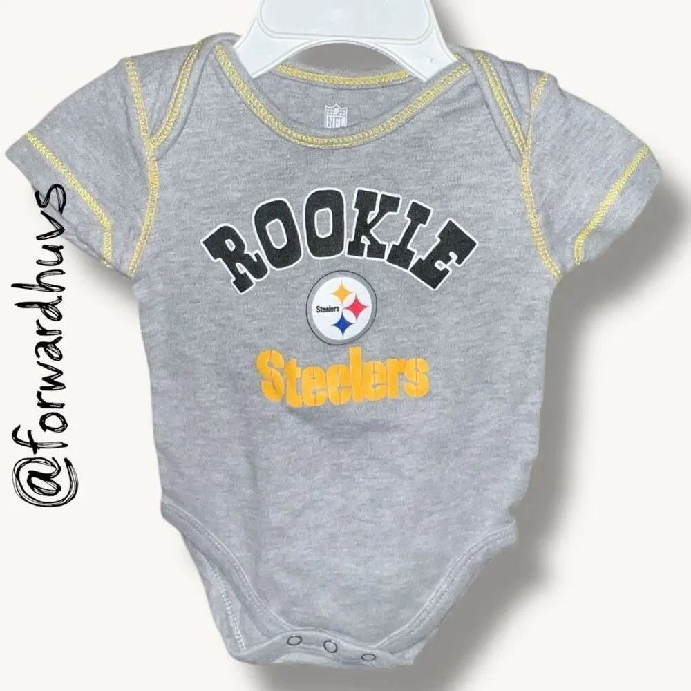 NFL team apparel